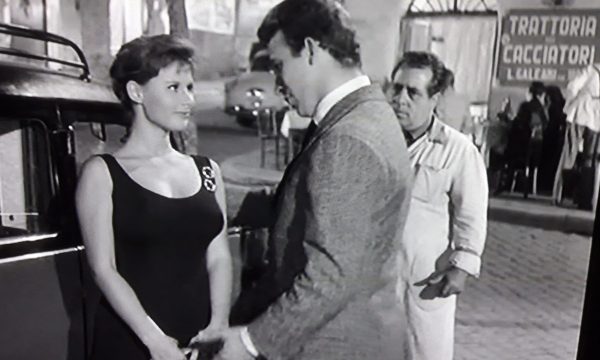 Storia del cinema italiano: Belle ma povere (1957)